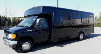 18 passenger party buses tampa