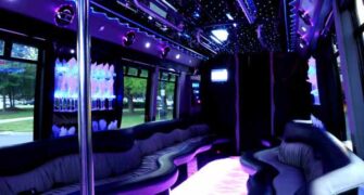 22 people Plant City party bus